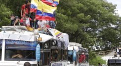 Los reclamos de los campesinos del Catatumbo se centran en que no se haga la erradicación de cultivos ilícitos con glifosato y se implemente el acuerdo de paz entre la desmovilizada guerrilla de las Fac y el gobierno de Juan Manuel Santos en La Habana. / Foto: Alfredo Estévez