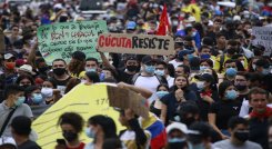 Norte de Santander ha dado un ejemplarizante comportamiento en cada una de las marchas de protesta que se han llevado a cabo. / Foto Juan Pablo Cohen/La Opinión