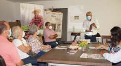 Cultivadores de cacao provenientes de Tibú, El Zulia y Arboledas hicieron parte de un taller ofrecido por la Federación Nacional de Cacaoteros, en Cúcuta, en el que fortalecieron conceptos técnicos de siembra y poda y recibieron información para mejorar la productividad del cultivo. / Foto: Cortesía
