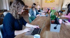 Mercado laboral en las mujeres