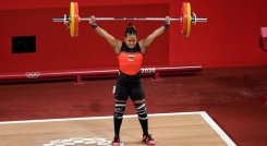 Mercedes Pérez, pesista colombiana. 