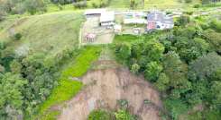 Deslizamiento del terreno en la finca El Renacer, vereda Hato alto. /Foto: Cortesía