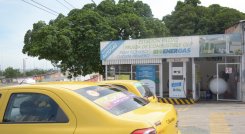 Desde hace unos  meses, se viene desarrollando un plan piloto con el uso del Gas Licuado de Petróleo (GLP), liderado por la empresa Bionergas y que ha involucrado a 20 taxistas. / Foto: Leonardo Favio Oliveros