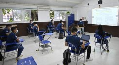 El 90% del profesorado y adminstrativos ya se aplicaron la vacuna; el aforo máximo por salón es de 15 estudiantes.