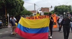 La Asociación Sindical de Institutores Nortesantandereanos (Asinort) fue una de las organizacipnes que invitó a los 10.000 profesores de instituciones públicas del departamento a participar en las movilizaciones. / Foto: Paola Ríos