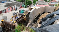 En la Victoria avanza la construcción de un muro de contención./Foto cortesía