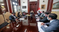 El presidente peruano rinde su testimonio en la sede del Ejecutivo, en Palacio de Gobierno. /AFP