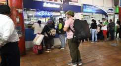 La mayor recomendación es no tomar el servicio de transporte de pasajeros por carretera fuera de la terminal, ya que este es un servicio ilegal. /Foto: Jorge Gutiérrez  
