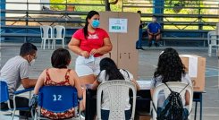 Pocos jóvenes llegaron ayer a las urnas./Foto Pablo Castillo