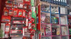 Algunos útiles escolares subirán de precios. Comerciantes señalan que hay escasez de papel. / Foto: Deicy Sifontes / La Opinión 