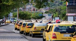 Según Bastos, en la ciudad hay un total de 8.845 taxis, por lo que hoy habría cerca de 500 vehículos menos en las calles. / Foto archivo