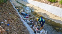 Aguas Kpital tiene la responsabilidad realizar dos veces al año la limpieza del canal Bogotá. / Foto: Cortesía
