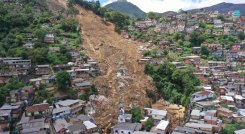Las recientes lluvias dejan 118 muertos confirmados, 24 rescatados y 849 desplazados. / Foto: AFP