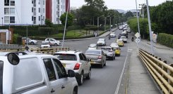 El puente La Gazapa es intransitable al mediodía y a las 6:00 de la tarde