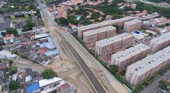 La administración municipal, a través de la Resolución N° 211 del 2 de agosto de 2021, declaró urgencia manifiesta en la intersección vial de Cuatro Vientos, con el objetivo de ejecutar las obras necesarias para la culminación del proyecto que se encuentra suspendido desde el pasado mes de junio. /Foto Archivo