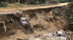 Las primeras lluvias comienzan a generar emergencia vial en la región del Catatumbo. Líderes comunales reclaman una mayor inversión social.