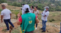 enormes grietas se abrieron en el barrio la Ermita dejando a 15 familias damnificadas./Foto cortesía