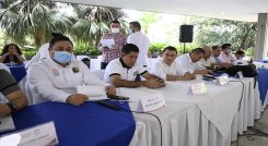 Diferentes asociaciones del Catatumbo se reunieron nuevamente con el gobernador Silvano Serrano. / Foto: Jorge Gutiérrez