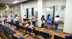 Los bancos habilitados para realizar este trámite son Davivienda, Occidente, Bogotá y BBVA. /FOTO: Cortesía/La Opinión