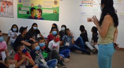 La alcaldía les enseña el lenguaje de la paz a los niños y jóvenes./Foto cortesía