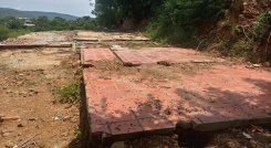 Las familias de la zona tienen miedo a que la tragedia vuelva a ocurrir, pues sus casas tampoco soportarían la fuerza de la naturaleza.