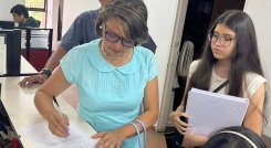 Yolima Gómez inscribe aquí su candidatura a la rectoría de la UFPS./Foto cortesía