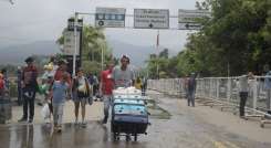 Los funcionarios de Migración Colombia tendrán un mayor control entre las personas que pasan por la frontera.