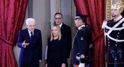Ultraderechista Meloni asume el poder en Italia