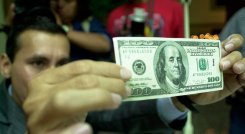Las noticias positivas dadas por el Gobierno frente al tema de la industria de hidrocarburos ha dado tranquilidad al mercado, según expertos. / Foto Archivo