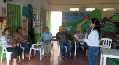 Sesión del comité de control social de Agua Clara./Foto cortesía