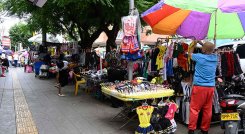 Se espera un aumento de los vendedores en las calles de Cúcuta para el mes de diciembre. / Foto Jorge Iván Gutiérrez La Opinión
