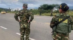 El ejército y la policía tiene dispuestos controles en las distintas carreteras del departamento./Foto cortesía