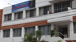 El centro cuenta con oficinas de psicología, salas de grupo para terapias y salón de manualidades. / Foto: Cortesía / La Opinión 