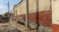 Esta es la casa en la que se denuncia que la alcaldía produjo daños en sus bases/Foto Orlando Carvajal/La Opinión