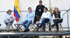 Petro habla con campesinos sobre delimitación de páramos Santurbán y Almorzadero
