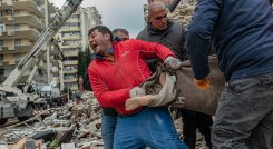 Un poderoso sismo causa más de 2.600 muertos en Turquía y Siria./Foto: AFP