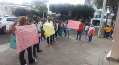 Muchos docentes ya no cuentan con los recursos para continuar en la ciudad.  /Foto: Cortesía / La Opinión 