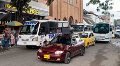 Conductores y usuarios aseguran que ya es hora de que Cúcuta modernice su sistema de transporte como en otras ciudades capitales./ Fotos La Opinión 