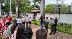 Esta es la primera actividad que se realiza y se convierte en un piloto para llegar a otras instituciones y sitios turísticos.  / Fotos: Cortesía / La Opinión 