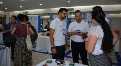Más de 30 empresas se sumaron a la feria de Acaire. / Foto La Opinión
