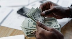 Estas son las razones de la caída del dólar