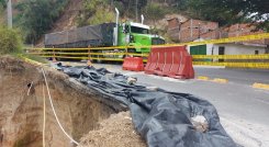 Invías asegura que se trabaja a todo vapor para habilitar el paso en El Tarrita. Foto Cortesía