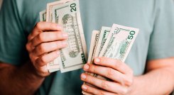 Ayer, el dólar registró un precio mínimo de $4.017./ Foto Archivo