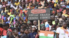 Niger expulsó al embajador francés 