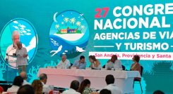 Umaña recalcó que ha sido un arduo año de trabajo y de consultas en busca de un modelo que ponga al turismo como la base del desarrollo del país. 