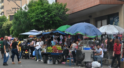 En las calles del centro de Cúcuta se estima que hay al menos 5.500 comerciantes informales./ Foto Archivo