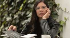 Laura Ardila. 
