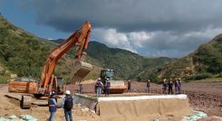 Terraplén para la instalación del puente militar en El Tarrita/Foto cortesía