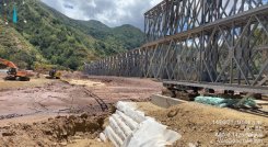 Construcción del puente militar sobre el río Tarrita/Foto cortesía