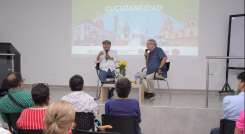 Gustavo Gómez y David Bonells, en una de las sesiones del diplomado. / Foto: Cortesía / La Opinión